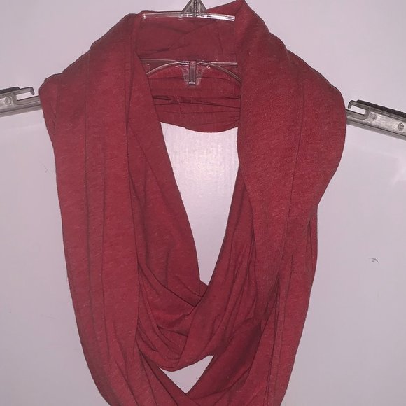Wine colored Infinity Scarf - Picture 1 of 1
